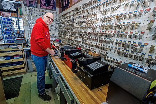 MIKE DEAL / FREE PRESS
Trevor Dawson the general manager of Kildonan Lock Service at a key cutting station infant of the huge wall of blank keys.
Kildonan Lock Service (334 Union Ave W), a full-service locksmith shop with clients that range from people who lose the keys to their house or car, to True North Sports & Entertainment and the Winnipeg Airports Authority.
Reporter: Aaron Epp
250106 - Monday, January 06, 2025.