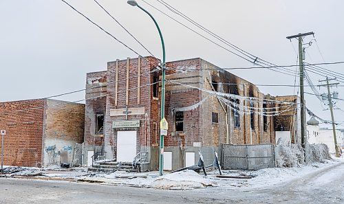 MIKE DEAL / FREE PRESS
The remains of a vacant Point Douglas church, the Holy Ascension Greek Orthodox Church at 197 Euclid Avenue that went up in flames Monday night.
Winnipeg Fire Paramedic Service crews arrived at Holy Ascension Greek Orthodox Church at 197 Euclid Ave., at 6:15 p.m. and worked early into Tuesday morning to extinguish the fire, which was declared under control around 1 a.m., a city news release said Tuesday morning.
250107 - Tuesday, January 07, 2025.