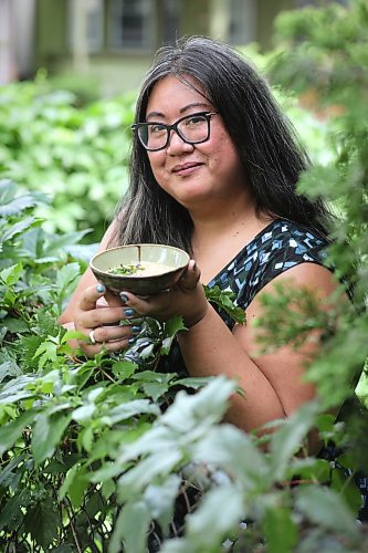 RUTH BONNEVILLE / WINNIPEG FREE PRESS
RECIPE BOOK - lugaw (Filipino oatmeal stew)
Photos of Primrose Madayag Knazan's lugaw (Filipino oatmeal stew) recipe for the cookbook.
Eva Wasney
July 25th, 2022