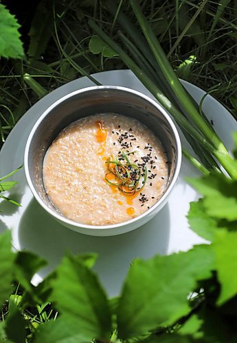 RUTH BONNEVILLE / WINNIPEG FREE PRESS
RECIPE BOOK - lugaw (Filipino oatmeal stew)
Photos of Primrose Madayag Knazan's lugaw (Filipino oatmeal stew) recipe for the cookbook.
Eva Wasney
July 25th, 2022