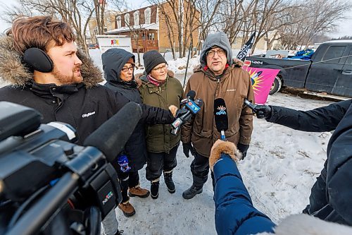 MIKE DEAL / FREE PRESS
Winnipeg City Councillor, Russ Wyatt, with Louise May (centre) a member of the community and the Coalition to Save Lemay Forest, talks to the media Wednesday morning.
Reporter: Erik Pindera
250108 - Wednesday, January 08, 2025.