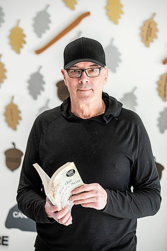 MIKAELA MACKENZIE / FREE PRESS
	

Scott Oake and his new memoir, For the Love of a Son, at the Bruce Oake Recovery Centre on Tuesday, Jan. 14, 2025.  

For Ben Sigurdson story.
Winnipeg Free Press 2025