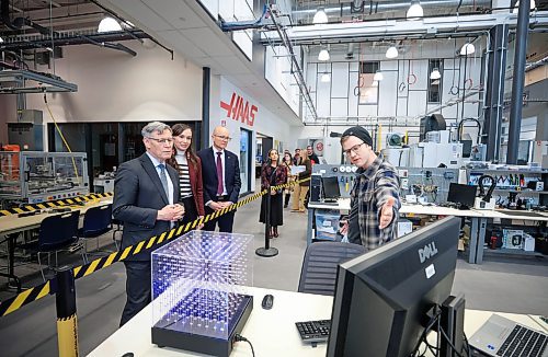 RUTH BONNEVILLE / FREE PRESS

LOCAL - RRC Lab to Market funding

Manitoba's Polytech receives over 24 million in federal Lab to Market funding.  

Duguid, Cable and Meier speak with Riley Cornelius, Research Technologist as he explains his product under development.  

Terry Duguid, Minister responsible for Prairies Economic Development Canada, announces  24 million in federal Lab to Market funding for the development of entrepreneurship skills and commercialization capacity in the academic community at Red River College POLYTECH Wednesday. 

Joining him was MLA Rene Cable, Manitoba's Minister of Advanced Education and Training and Fred Meier, President and CEO of Red River Polytech.  

Following the announcement RRC CEO Fred Meier, tours the large laboratory area, also called the Smart Factory, with Duguid and  Cable,


Jan 15th, 2025