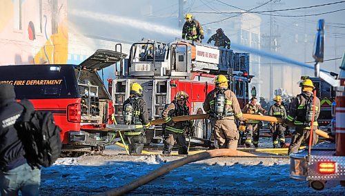 RUTH BONNEVILLE / FREE PRESS

Local - Sutherland Hotel fire

A large crew of Fire Fighters work to put out a fire at the Sutherland Hotel on Tuesday.

See story

Jan 15th, 2025