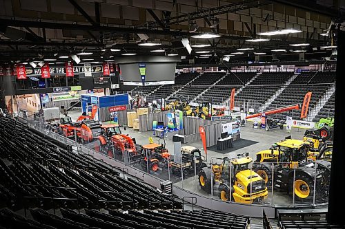 20012025
Vendors set up booth’s for Manitoba Ag Days at the Keystone Centre in Brandon on Monday. Ag Days kicks off today and runs until Thursday.
(Tim Smith/The Brandon Sun)