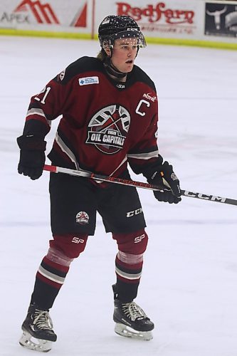 Virden Oil Capitals captain Ethan Guthrie on Jan. 21, 20225. (Matt Packwood/The Brandon Sun)