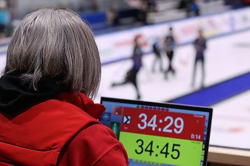 Volunteer duties extend from the ice to the canteen and everything in between at the RME Women of the Rings championship in Pilot Mound. (Matt Packwood/The Brandon Sun)