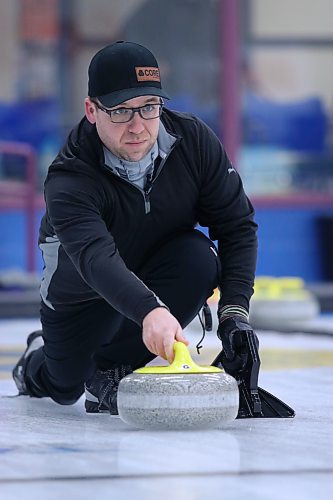 Jay Kinnaird throws a rock in his Super League quarterfinal match against Kelly Marnoch. (Matt Packwood/The Brandon Sun)