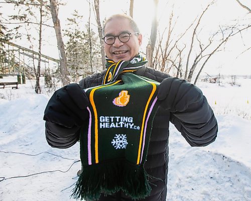 Dr. Randy Guzman, president of Doctors Manitoba, launched a winter challenge to help Manitobans improve their health at a news conference held in Winnipeg on Thursday. (Mikaela Mackenzie/The Winnipeg Fre FREE PRESS )