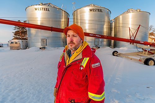 MIKE DEAL / FREE PRESS
Colin Penner, a grain farmer southwest of Winnipeg, has had to think about the impact of possible tariffs and work on the diversity of his crops, and his stocks of fuel and fertilizer and look at other measures to build resilience in his business.
Reporter: Julia-Simone Rutgers
250131 - Friday, January 31, 2025.