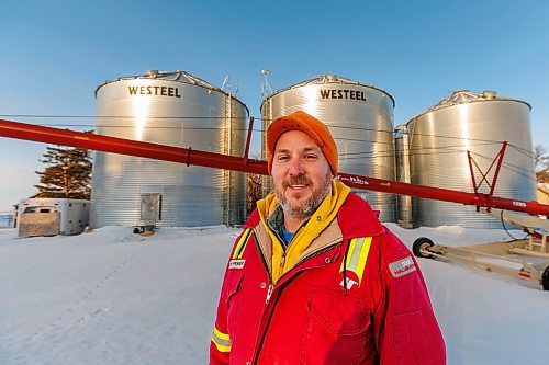 MIKE DEAL / FREE PRESS
Colin Penner, a grain farmer southwest of Winnipeg, has had to think about the impact of possible tariffs and work on the diversity of his crops, and his stocks of fuel and fertilizer and look at other measures to build resilience in his business.
Reporter: Julia-Simone Rutgers
250131 - Friday, January 31, 2025.