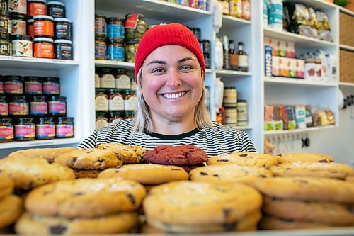 BROOK JONES/FREE PRESS
Black Market Provisions at 550 Osborne St. in Winnipeg, Man., source goods locally and within Canada as a way of encourging customers to shop local. Black Market Provisions co-owner Angela Farkas, 42, tray of fresh baking that include dark chocolate sea salt cookies and the feature of the month, red velvet Oreo cookies as she is pictured Wednesday, Feb.. 5, 2025.