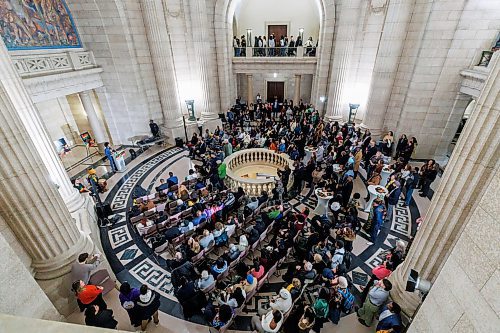 MIKE DEAL / FREE PRESS
Health, Seniors and Long-Term Care Minister Uzoma Asagwara talks to a crowded rotunda at the Manitoba Legislative Building Thursday afternoon during a celebration of Black History Month.
Reporter: Maggie Macintosh
250206 - Thursday, February 06, 2025.