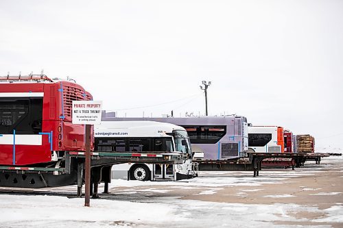 MIKAELA MACKENZIE / FREE PRESS
	

Buses behind the Motor Coach Industries building in Pembina, North Dakota on Wednesday, Feb. 5, 2025.

For Conrad story.
Winnipeg Free Press 2025