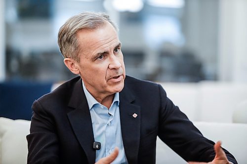 JOHN WOODS / FREE PRESS
Mark Carney, candidate for the Liberal party leadership, talks to Dan Lett at Launch Co-working Space Monday, February 10, 2025.
Reporter: dan