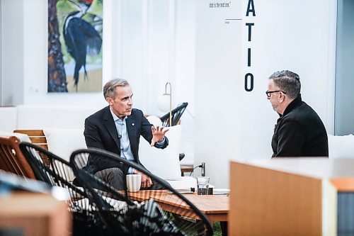JOHN WOODS / FREE PRESS
Mark Carney, candidate for the Liberal party leadership, talks to Dan Lett at Launch Co-working Space Monday, February 10, 2025.
Reporter: dan