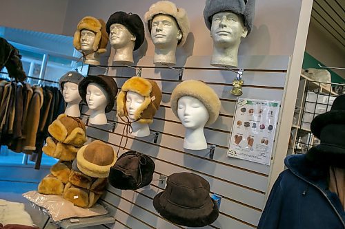 BROOK JONES/FREE PRESS
Sheepskin women's hats and men's hat are pictured in the showroom at Lambskin Specialties/The Wonderful World of Sheepskin, a local manufacturer and storefront, at 250 Dufferin Ave. in Winnipeg, Man., Wednesday, Feb. 12, 2025.