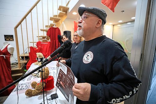 Ruth Bonneville / Free Press

Local - Bear Clan

Photo of Kevin Walker, Bear Clan Executive Director, with poster showing data on number of missing and murdered persons at presser Tuesday. 

Kevin Walker, Bear Clan Executive Director,  announces collaboration with Crime Stoppers and  Aboriginal Alert, that will have a huge impact on missing persons initiatives, at Bear Clan headquarters on Graham Tuesday. .

March 4th, 2025