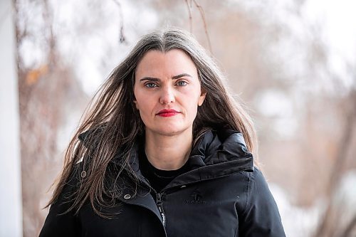 MIKAELA MACKENZIE / FREE PRESS
	

Lisa Moore, who has cold urticaria, on Tuesday, March 4, 2025. The condition most affects her with cold water (swimming) or when the temperatures drop extremely low.

For AV story.
Winnipeg Free Press 2025