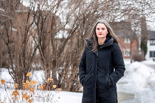 MIKAELA MACKENZIE / FREE PRESS
Lisa Moore, who has cold urticaria, on Tuesday, March 4, 2025. The condition most affects her with cold water (swimming) or when the temperatures drop extremely low.
For AV story.
Winnipeg Free Press 2025