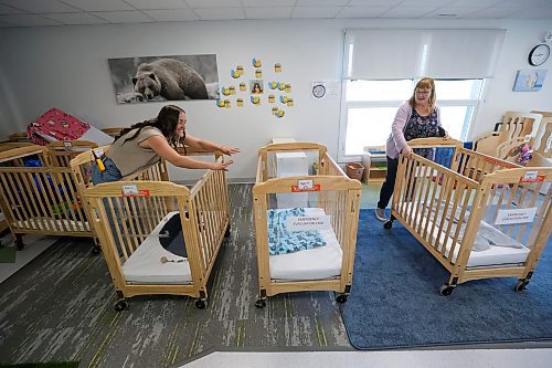 MIKE DEAL / FREE PRESS
Jasmin Spence (left) Site Manager and Lori Renton (right) Executive Director of Bright Beginnings Educare, get one of the rooms ready for nap time.
The Bright Beginnings Educare &#x2014; Heartland, child care centre in Headingley (5330 Monterey Road). The modular building that houses the Heartland site of Bright Beginnings was part of a provincial initiative of 25 &quot;ready to move&quot; projects.
See Katrina Clarke story
240603 - Monday, June 03, 2024.