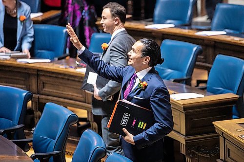 MIKAELA MACKENZIE / FREE PRESS
Premier Wab Kinew walks into the legislative chamber on budget day at the Manitoba Legislative Building on Thursday, March 20, 2025.
For budget stories.
Winnipeg Free Press 2025