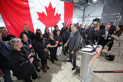 Manitoba Premier Wab Kinew speaks with Maple Leaf Foods plant workers in Brandon in the facility's cafeteria on Wednesday afternoon, shortly before announcing $10.7 million in added support for Manitoba producers. (Matt Goerzen/The Brandon Sun)