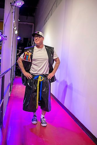 BROOK JONES/FREE PRESS
Voices: Manitoba's Youth in Care Network, hosts its Garbage Bag Fashon Show at the Graffiti Gallery in Winnipeg, Man., Friday, April 4, 2025. Pictured: Ace Burpee who hosts the Ace Burpee Show on 103.1 Virgin Radio models an outfit made of plastic garbage bags.