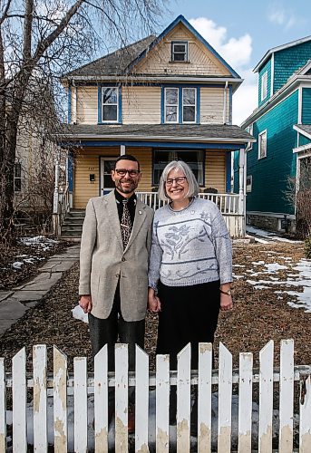 JOHN WOODS / FREE PRESS
Howard R. Engel, president and CEO of The Marshall McLuhan Initiative (MMI), and Esther June, MMI treasurer, are photographed at a house on Gertrude where Marshall McLuhan once lived Sunday, April 6, 2025. The MMI plans to renovate and use the building as a McLuhan educational centre. 

Reporter: nicole