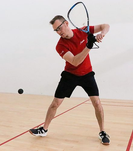 Kurtis Cullen trains at the Sportsplex ahead of the Racquetball Canada national team selection event to be held Nov. 29-30. (Matt Packwood/The Brandon Sun)