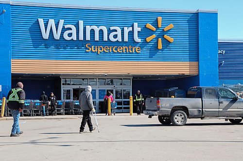 The entrance of Walmart at City Centre mall in Thompson, Manitoba. Loiterers often gather in this parking lot. (Brett Nicholls / Free Press)