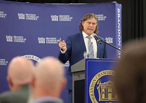 Brandon Mayor Jeff Fawcett delivers the State of the City address during the Brandon Chamber of Commerce luncheon at the Keystone Centre’s UCT Pavilion on Thursday. (Michele McDougall/The Brandon Sun) 