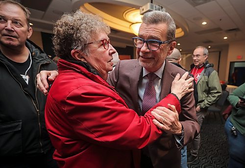 JOHN WOODS / FREE PRESS
Liberal candidate Doug Eyolfson greets supporters at the campaign party after winning Winnipeg West Monday, April 28, 2025. 

Reporter: malak