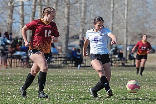 29042025
Elli Ereciser (check last name) #5 of the Vincent Massey Vikings moves the ball during high school soccer action against the Crocus Plainsmen at Crocus Plains Regional Secondary School on Tuesday afternoon. (Tim Smith/The Brandon Sun)