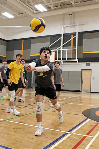 BVC libero Kingston Thomas chases a ball down during practice on Wednesday. (Thomas Friesen/The Brandon Sun)