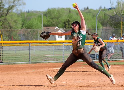 Layla Desjardin pitched the complete game for Neelin. (Thomas Friesen/The Brandon Sun)
