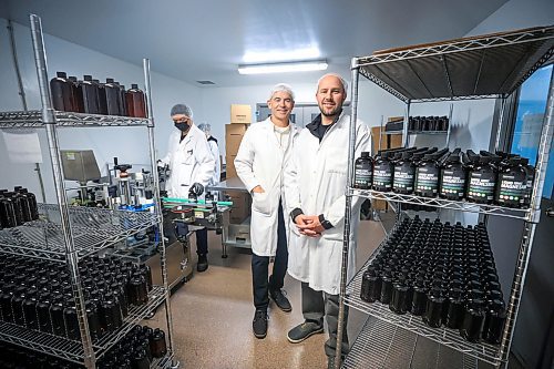 Ruth Bonneville / Free Press
BIZ - Made in Mb - Innotech Nutrition
Innotech co-owner Wayne Friesen (left) and general manager Adam Fries in one of the production rooms at Innotech Nutrition Solutions. The 24-year-old company makes a variety of natural health products.
For May 20 'Made in Manitoba' article.
May 14th, 2025