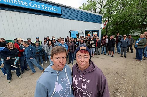 Essi Kruger (left) and Dorothy Bright organized a protest meeting on Monday to voice opposition to the RM of Prairie Lake's new policy which regulates the entry of boats onto Pelican Lake. Kruger said the regulation is going to impact her local business by driving away tourists. The program stands to charge tourists $40 for an inspection upon entry to Pelican Lake, and limit their access only to one boat launch out of Ninette, down the street from the gas service. The protesters agreed as a group that the main concern is that the local municipality has created a gate around their lake and feel they should have been given a vote about the new policy. (Connor McDowell/Brandon Sun)