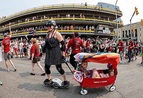 JOHN WOODS / FREE PRESS
People participate in the Pride Parade Sunday, June 1, 2025 in downtown Winnipeg.

Reporter: standup