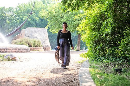 MIKAELA MACKENZIE / FREE PRESS
Kelly Bado at The Forks, where she spends a lot of time with her family, on Tuesday, June 3, 2025.
For Eva story.
Winnipeg Free Press 2025