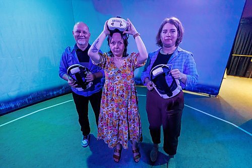 MIKE DEAL / FREE PRESS
(From left); Adam Olsen (SȾHENEP), Lead Negotiator and Member, Tsartlip First Nation, Rebecca Brushett, Marine Planning and Engagement Coordinator, Ecology Action Centre, and Julia Laforge, Protected Areas Policy Manager, Nature Canada, with AR goggles on during the preview of Critical Distance at the Manitoba Museum Tuesday morning.
Nature Canada and the Manitoba Museum holds a preview Tuesday morning in the Science Discovery Centre at the Manitoba Museum of Critical Distance, a groundbreaking augmented reality (AR) experience that immerses visitors in the world of the endangered Southern Resident Killer Whales of the Salish Sea on Canada’s West Coast.
Reporter: AV Kitching
250603 - Tuesday, June 03, 2025.