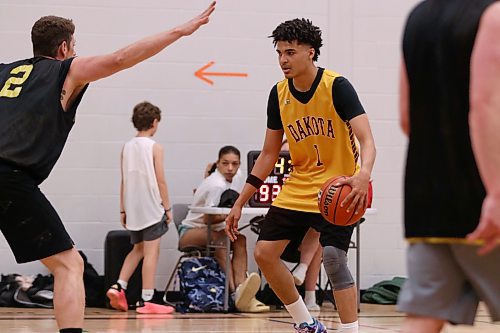 The Wheat City Men's Basketball League also provides a place for younger players like Kwali Taylor to ply their trade beyond their high school seasons. (Matt Packwood/The Brandon Sun) May 25, 2025