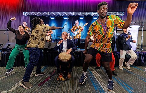 MIKE DEAL / FREE PRESS
Mayor Scott Gillingham drums with NAfro Dance during the luncheon.
Attendees gather at the RBC Convention Centre for the Mayor’s Luncheon for the Arts on Thursday. Along with the awards that were handed out there was a performance by NAfro Dance the only African contemporary dance company in Western Canada which included a special guest dancer and drummer, Mayor Gillingham.
Reporter: Conrad Sweatman
250605 - Thursday, June 05, 2025.