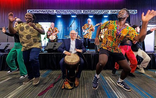 MIKE DEAL / FREE PRESS
Mayor Scott Gillingham drums with NAfro Dance during the luncheon.
Attendees gather at the RBC Convention Centre for the Mayor’s Luncheon for the Arts on Thursday. Along with the awards that were handed out there was a performance by NAfro Dance the only African contemporary dance company in Western Canada which included a special guest dancer and drummer, Mayor Gillingham.
Reporter: Conrad Sweatman
250605 - Thursday, June 05, 2025.