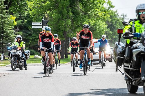 MIKAELA MACKENZIE / WINNIPEG FREE PRESS
	
National Ride of Hope cyclists arrive in Winnipeg at Assiniboine Park on Thursday, June 19, 2025. The 7,000 kilometre bike ride from Vancouver to St. John’s is commemorating the 45th anniversary of Terry’s Marathon of Hope and raising funds for the Terry Fox Foundation supporting cancer research.

Standup.
Winnipeg Free Press 2025