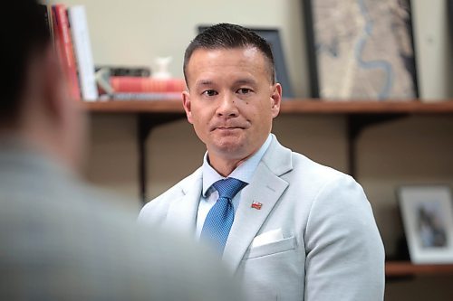 Ruth Bonneville / Free Press
Local - NDP Moyes
NDP Caucus Chair, MLA Mike Moyes, responds to questions from reporters in his office at the Legislative Building regarding the removal of Mark Wasyliw from party earlier this week.
Sept 18th, 2024L