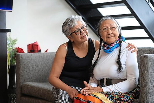 Ruth Bonneville  / Free Press 


Local Evacuees 

Helen Bighetty and her mother, Theresa Bighetty  (86yrs) from Mathias Colomb Cree Nation | Pukatawagan,  sit together on a couch in the foyer of their hotel near the airport Wednesday afternoon as they look forward to when they can go home.   

See story by Chris. 

June 25th,  2025

 