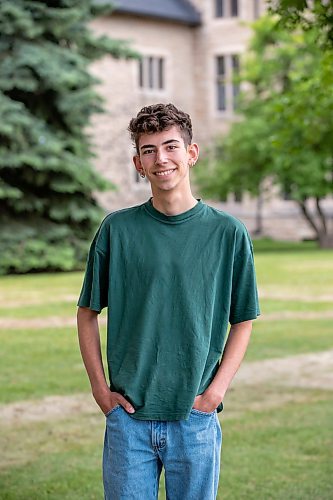 BROOK JONES/FREE PRESS
Windsor Park Collegiate graduate Landon Sanderson, 17, is member of the Youth Advisory Council for Children First Canada. Sanderson, who was pictured in Winnipeg, Man., Wednesday, June 25, 2025, will be attending the University of Toronto in September.