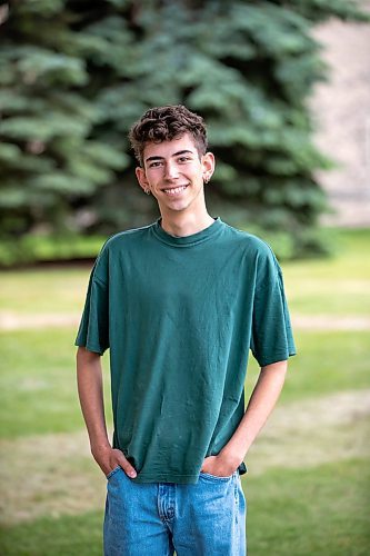 BROOK JONES/FREE PRESS
Windsor Park Collegiate graduate Landon Sanderson, 17, is member of the Youth Advisory Council for Children First Canada. Sanderson, who was pictured in Winnipeg, Man., Wednesday, June 25, 2025, will be attending the University of Toronto in September.