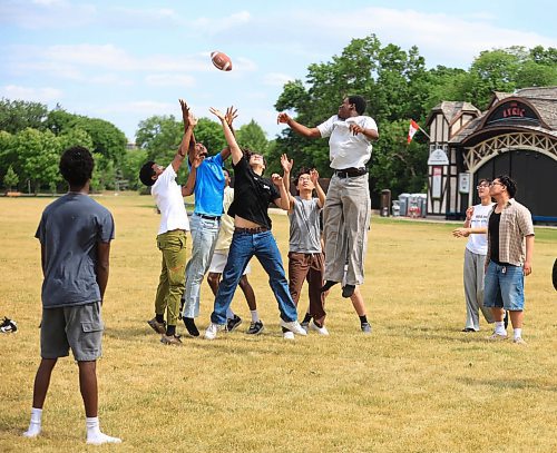 Ruth Bonneville / Free Press
Standup Schools Out
Grade 11 students from St. Maurice School decided to go to Assiniboine Park to play a pick up game of football to celebrate the end of the school year Friday.
June 27th, 2025